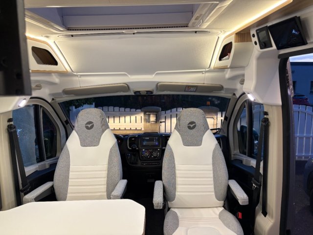 Pilote V 630 J Evidence - Photo 5