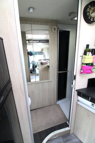 Challenger 290 Special Edition - Photo 14