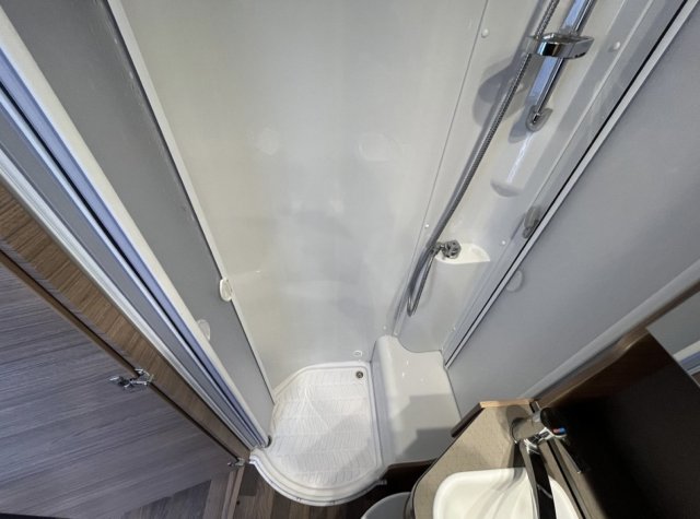 Weinsberg CaraCompact MB 640 MEG Edition Pepper - Photo 16