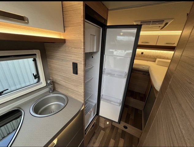 Weinsberg CaraCompact MB 640 MEG Edition Pepper - Photo 7