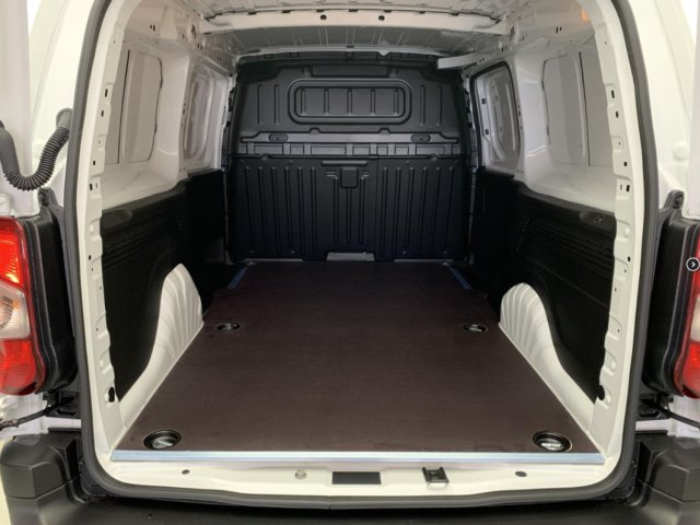 Peugeot Partner fourgon xl - Photo 3