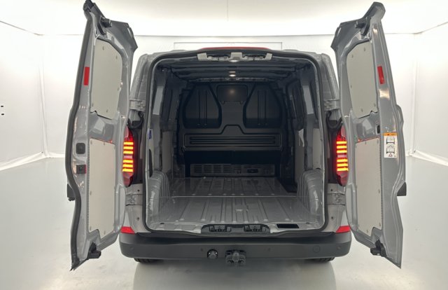 Volkswagen Transporter - Photo 3