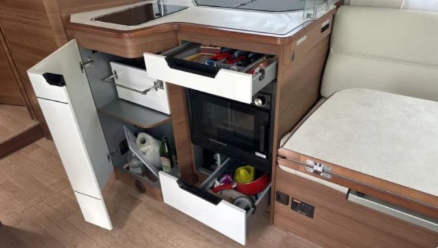 Rapido 866 F - Photo 24