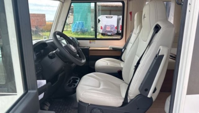 Rapido 866 F - Photo 43