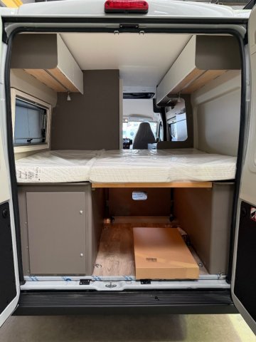 LMC Innovan 600 Roadfans Hopper / Webasto - Photo 9