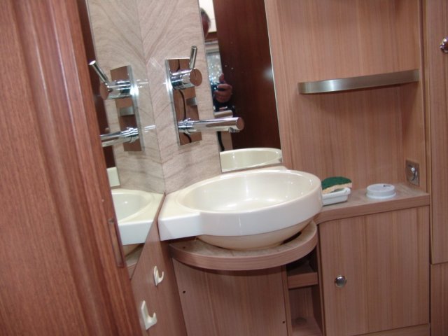 Burstner Trecento 460 TL AMBIANCE SUNSET SPRING - Photo 5