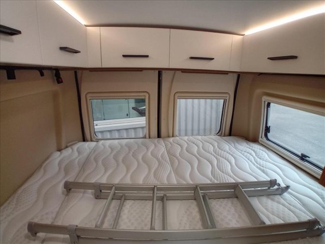 Font Vendome Leader Camp Elegance - Photo 3