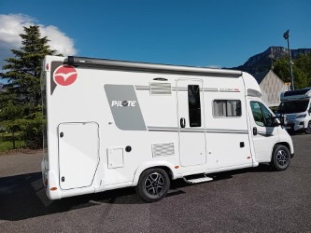 Pilote P 690 D Evidence - Photo 2