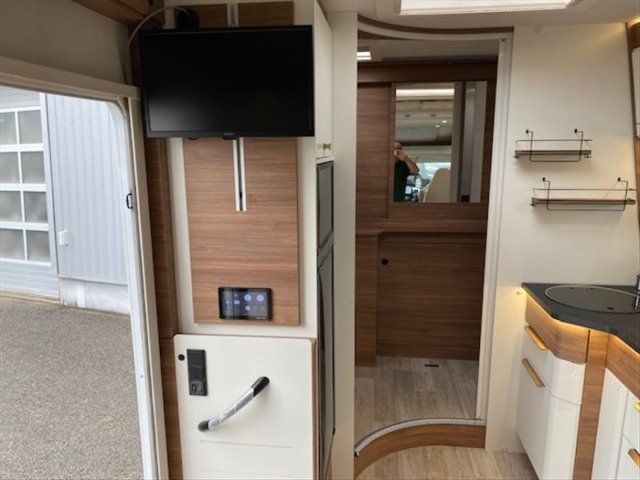 Pilote P 696 D Evidence Plus + - Photo 6