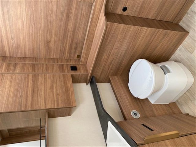 Pilote P 696 D Evidence Plus + - Photo 7