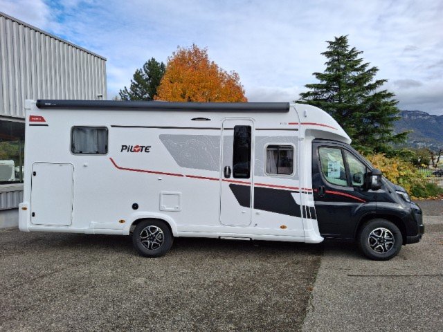 Pilote P 740 FC Evidence - Photo 2