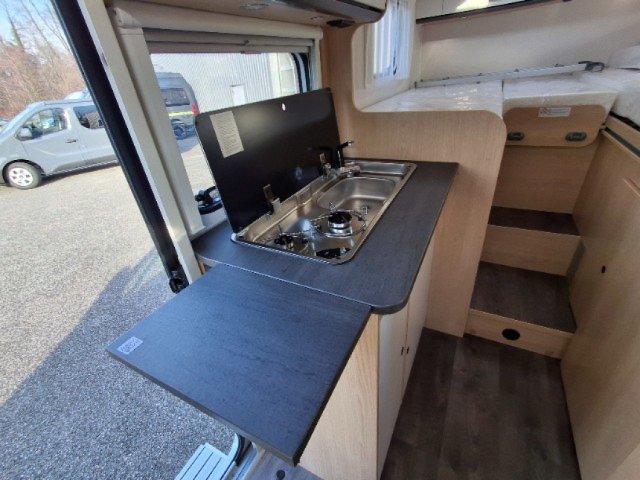 Sunlight V 67S - Photo 12