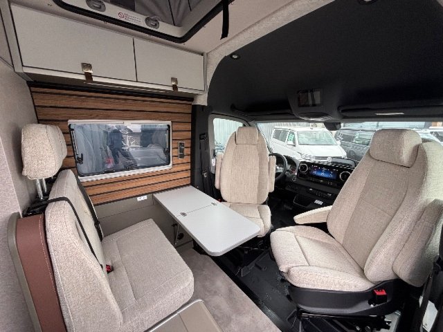 Hymer Camper Vans / Hymercar Grand Canyon S - Photo 4