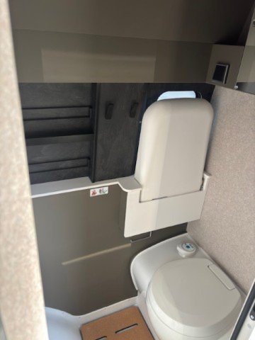 Hymer Camper Vans / Hymercar Grand Canyon S 4X4 - Photo 10