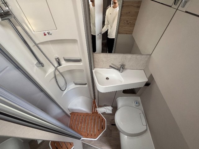 Hymer Exsis-I 588 EXSIS I 580 - Photo 9