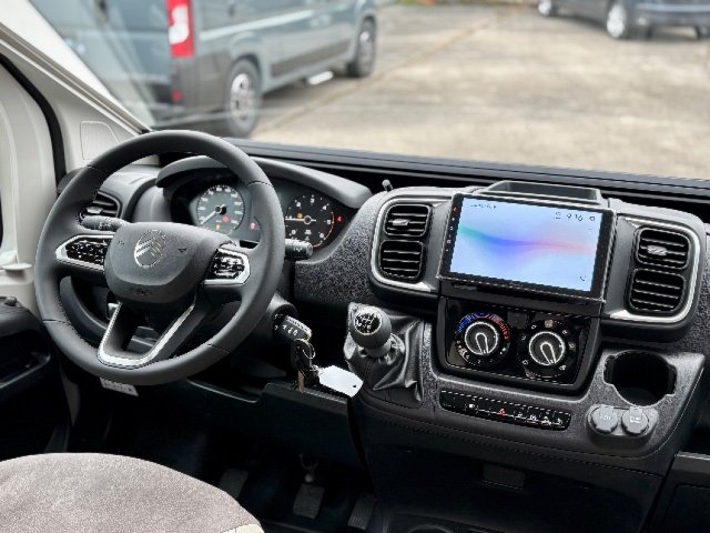 Mc Louis Menfys Van 3 - Photo 4