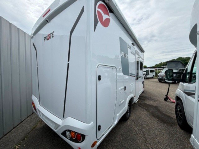 Pilote P 696 D Evidence Fit - Photo 2