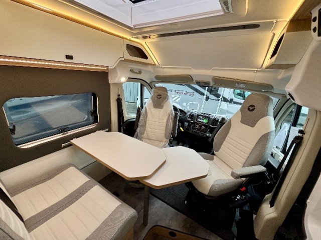 Pilote V 630 J Evidence - Photo 6