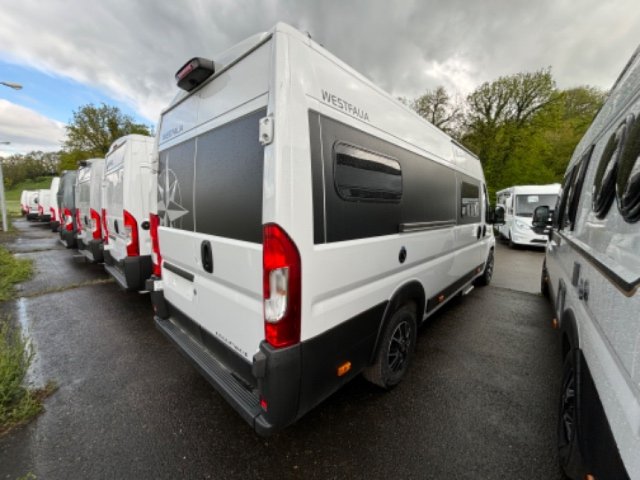 Westfalia Columbus 641 E COLOMBUS - Photo 2