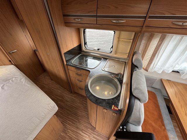 Burstner Privilege T 710 - Photo 7