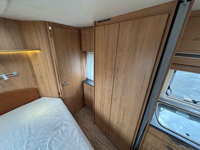 Burstner Privilege T 710 - Photo 8