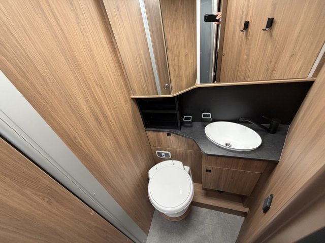 Challenger 318 Cosy Edition - Photo 10