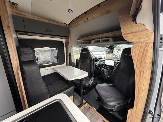 Font Vendome Forty Van - Photo 5