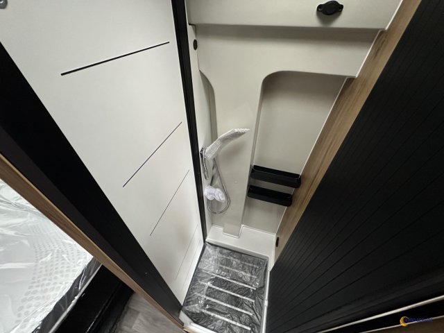 Font Vendome Forty Van - Photo 12