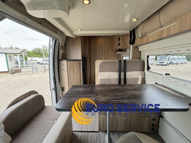 Font Vendome Mondea - Photo 3