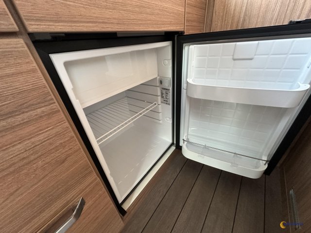 Weinsberg CaraBus 630 MEG Outlaw - Photo 8