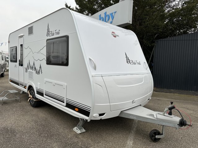Burstner Premio 455 TS BRAVA BLACK FOREST Neuf