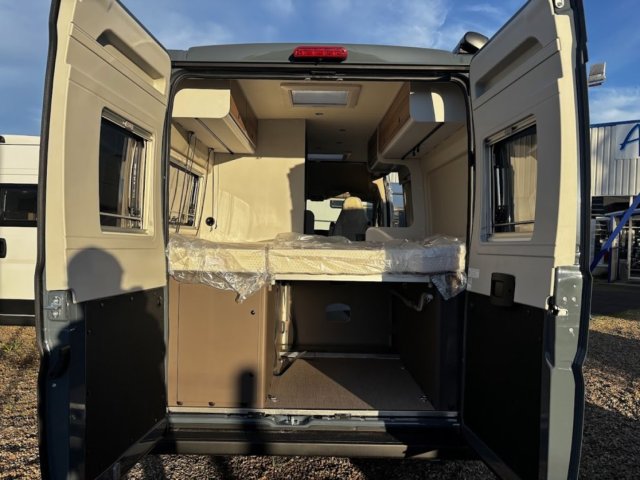 Burstner B66 600C C600 EDITION - Photo 4