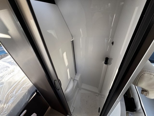 Burstner B66 600C C600 EDITION - Photo 11