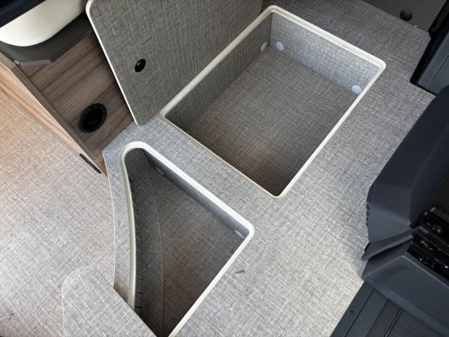 Burstner B66 600C C600 EDITION - Photo 16