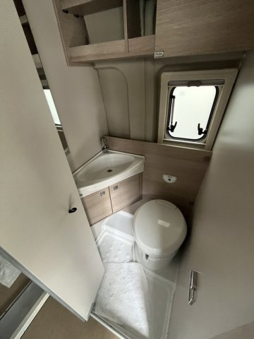 Burstner Campeo C 540 - Photo 8