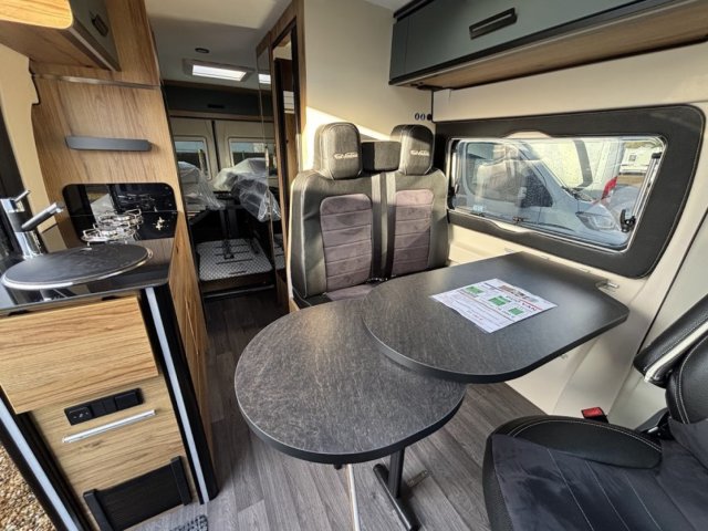 Font Vendome Duo Van - Photo 4