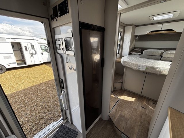 Hymer Tramp S 695 - Photo 9
