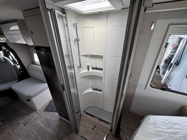 Hymer Tramp S 695 - Photo 10