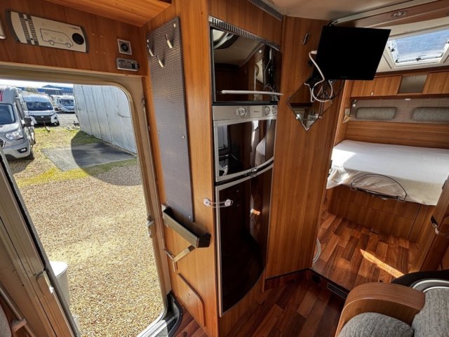 Hymer Tramp 698 CL - Photo 8