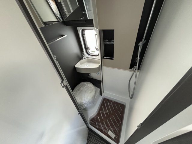 Mc Louis Menfys Van 3 Signature - Photo 9