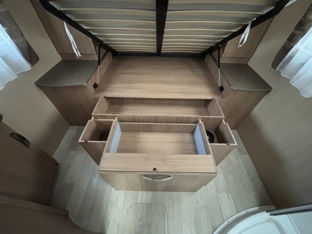 Pilote Aventura P 736 - Photo 11