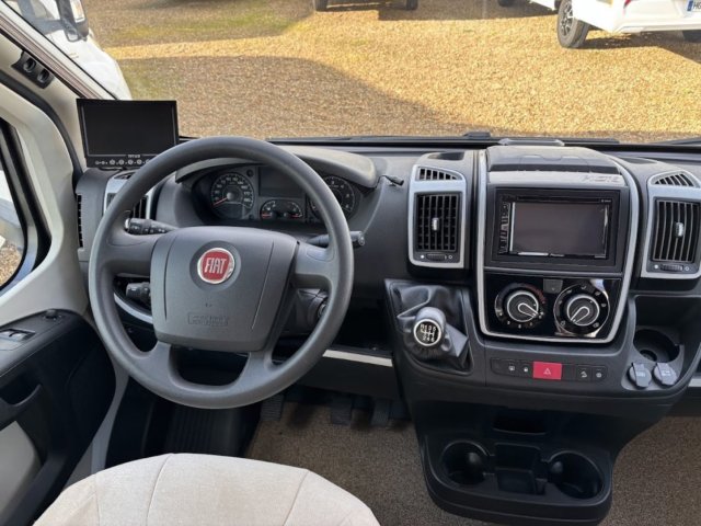 Pilote P 710 P Sensation - Photo 5