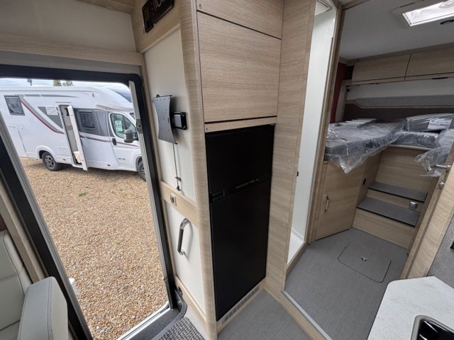 Rapido 666 F - Photo 10