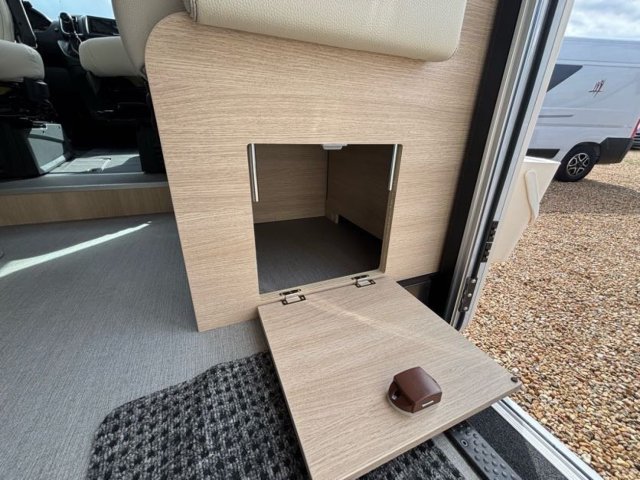 Rapido 666 F - Photo 17