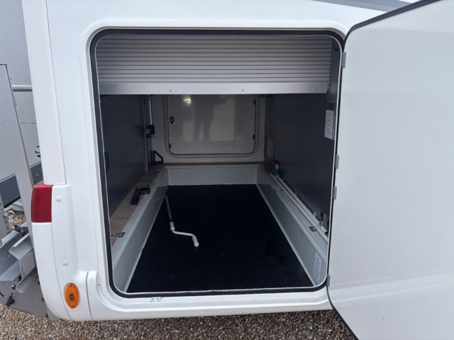 Rapido 696 F - Photo 3