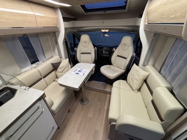 Rapido 696 F - Photo 6