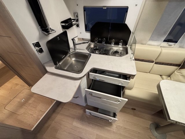 Rapido 696 F - Photo 8