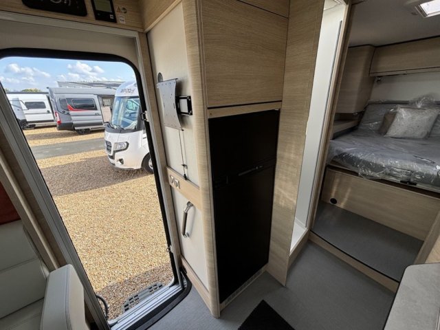 Rapido 896 F - Photo 8