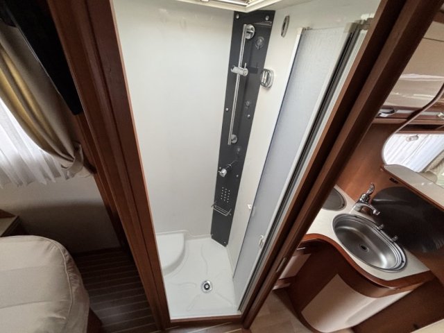 Rapido 9060 F Mobily Design Edition DF MOBILITY - Photo 10