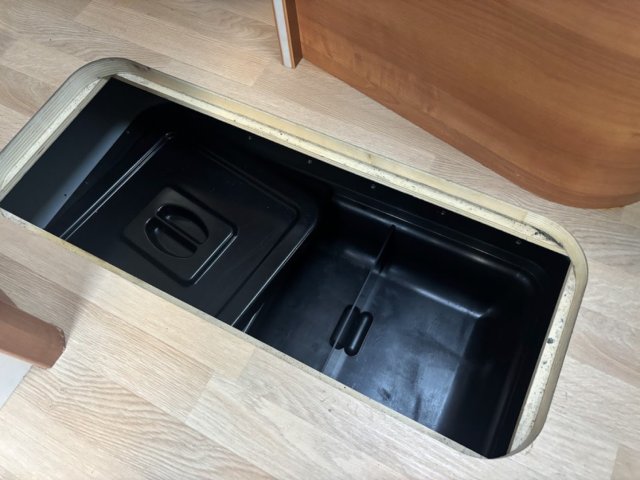 Rapido 9060 F Mobily Design Edition DF MOBILITY - Photo 16